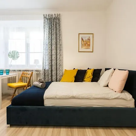 Vintage Krasinskiego 7/4 דירה